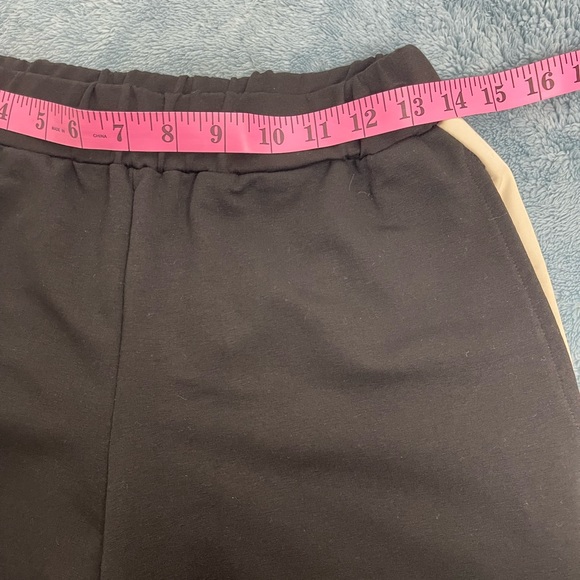 Hoodie & Pants Tracksuit Set Black & Pale Green Size M - Picture 13 of 14